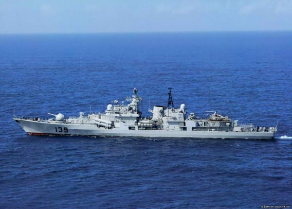 2001年南海撞機時中國海空裝備如此落後 空軍二代機 艦艇靠火炮防空 2001年南海撞機時中國海空裝備如此落後 空軍二代機 艦艇靠火炮防空