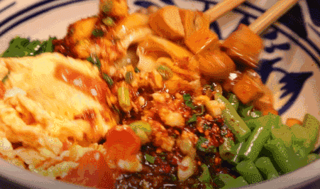 來陝西必吃的十大美食——“biangbiang面”