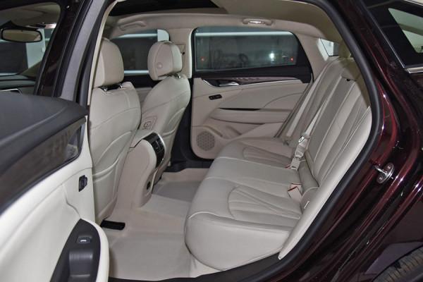 豪華有排面!30萬買商務座駕 別克君越艾維亞vs豐田亞洲龍 豪華有排面!30萬買商務座駕 別克君越艾維亞vs豐田亞洲龍