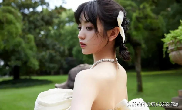 肖戰、李現、趙麗穎、劉亦菲、虞書欣、張子楓、鞠婧禕、張雨綺