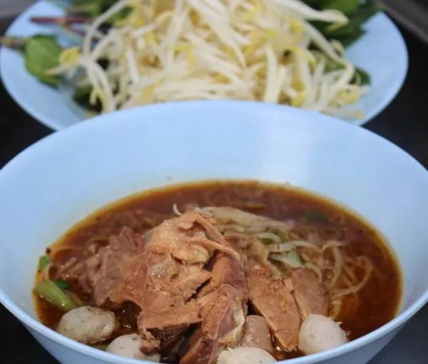 去泰國,一定不要錯過最美味的大城府船麵條 去泰國,一定不要錯過最美味的大城府船麵條