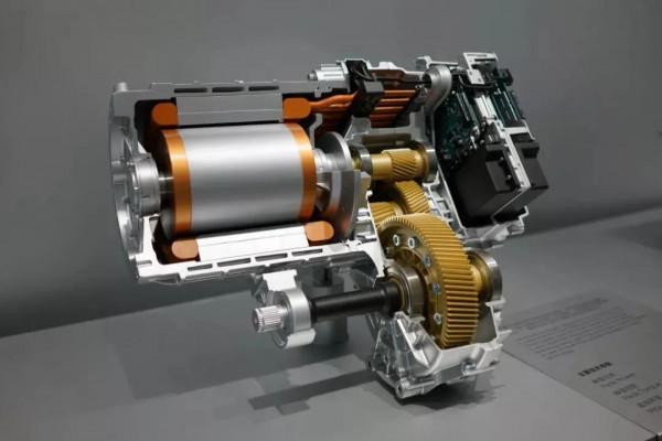 給純電汽車配變速箱，是否可以提高續航能力？