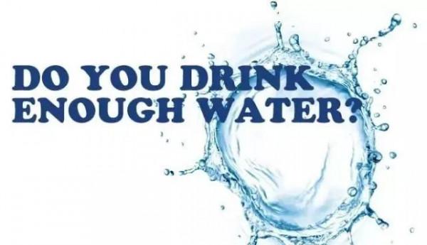 連續30天喝足水，不喝其它飲料，身體會發生什麼樣的變化？