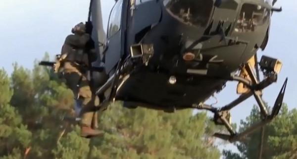 假如再次爆發戰爭，我國是擁有1.35萬億軍費，夠支撐軍隊物資嗎？