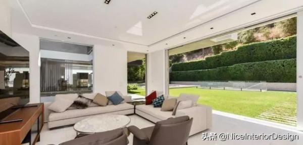 許家印甩賣美國豪宅鉅虧500萬美元還債：豪宅長什麼樣？