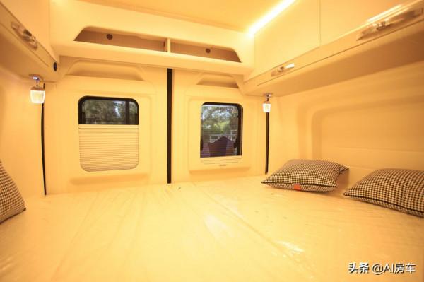 奇瑞全新聖粹白房車上市，超酷黑白設計，配2.0T動力，C2照駕駛