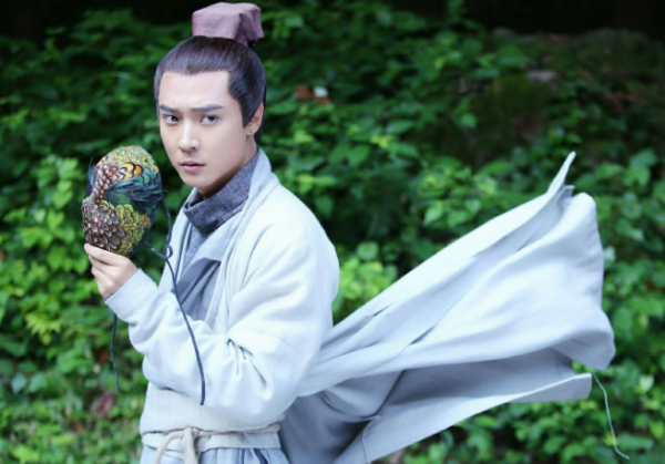 7年前大火的《花千骨》演員現狀如何？有人一心拍戲，有人退隱