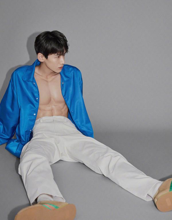 縱觀明星那些減肥方法,狠地只喝水,兩週掉十斤 縱觀明星那些減肥方法,狠地只喝水,兩週掉十斤