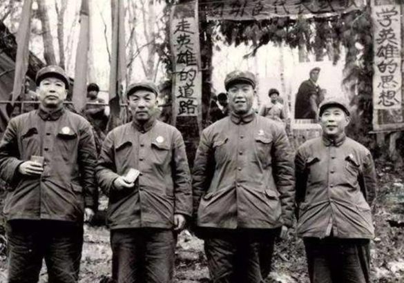 開國少將被活埋38個小時，兩隻蒼蠅成了救命恩人，現99歲仍健在