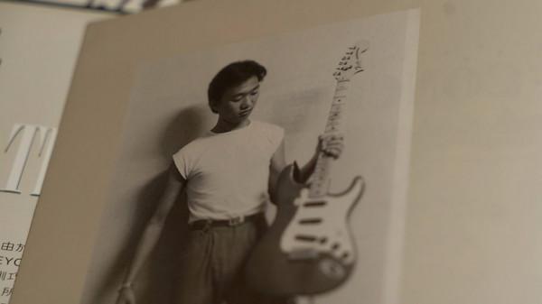 搖滾硬漢黃貫中樂與怒：念家駒愛朱茵，和黃家強旺角互毆那段日子