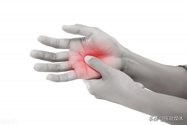 女性容易出現什麼骨科疾病？這4種疾病，你得多留心些