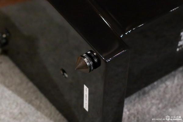 超越您對體積的想象:Audiolife Nano F60落地音箱+Super X超低音 超越您對體積的想象:Audiolife Nano F60落地音箱+Super X超低音