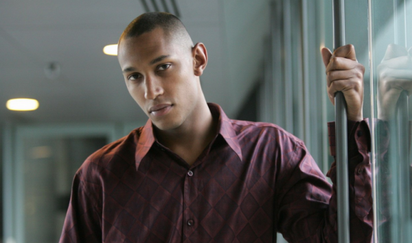 法國“魔術師”——迪奧 法國“魔術師”——迪奧