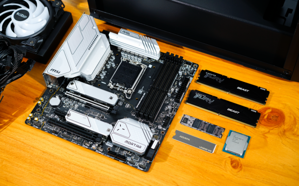 這就是12代平臺的紅利？i5 12500+微星B660平臺居然能跑分超130萬