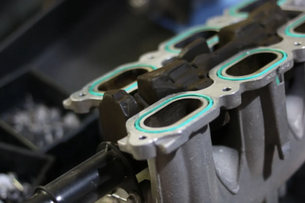 怪獸修車：翻新一輛&quot;破舊&quot;的二手福特探險者，最終&quot;舊車&quot;變新車