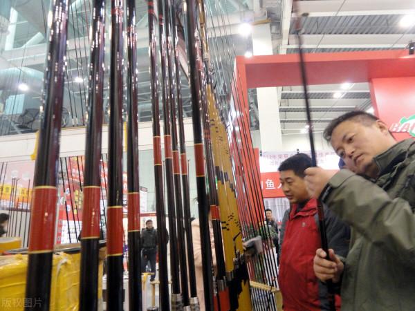 警惕！漁具直播亂象叢生，“碰瓷、售假、飢餓營銷”，勸君莫上當