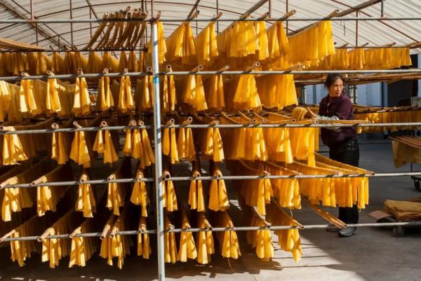 上帝愛雲南，我愛在雲南石屏，吃豆腐