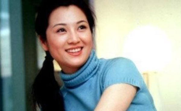 2016年孟庭麗累死在片場，被家人吸血多年，未下葬就開始清點遺產