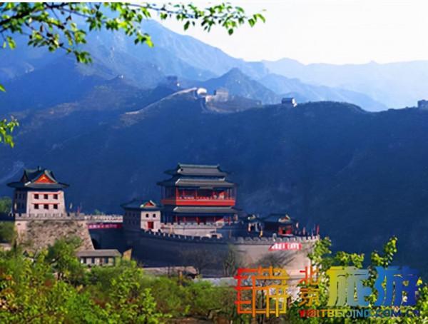 居庸關長城景色很好,敵樓比較密集,可以環形參觀,不走回頭路 居庸關長城景色很好,敵樓比較密集,可以環形參觀,不走回頭路