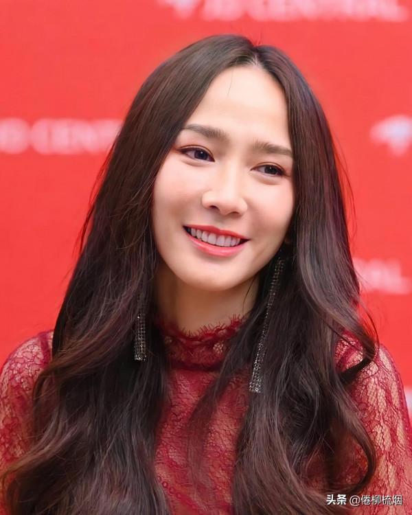 泰星Aump慶生43歲:買了棵價值25萬的綠植,沒有與男友交流過未來 泰星Aump慶生43歲:買了棵價值25萬的綠植,沒有與男友交流過未來