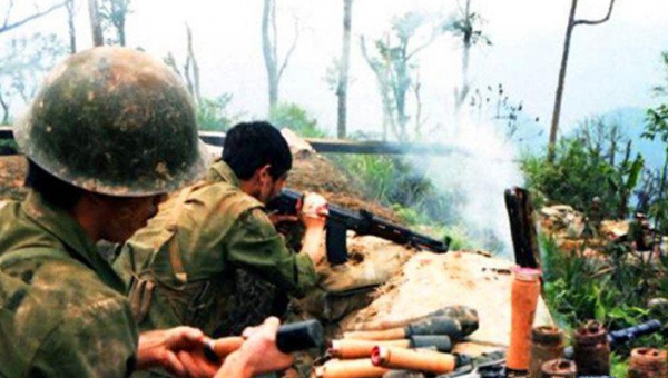 戰士王高銀：吃飯時怒視越軍，飯後炸死15名敵軍，57歲仍身形矯健