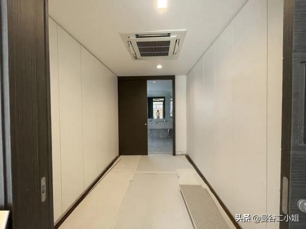 四川妹子在泰國的新家，一棟4層樓聯排別墅，裝修花了320萬泰銖