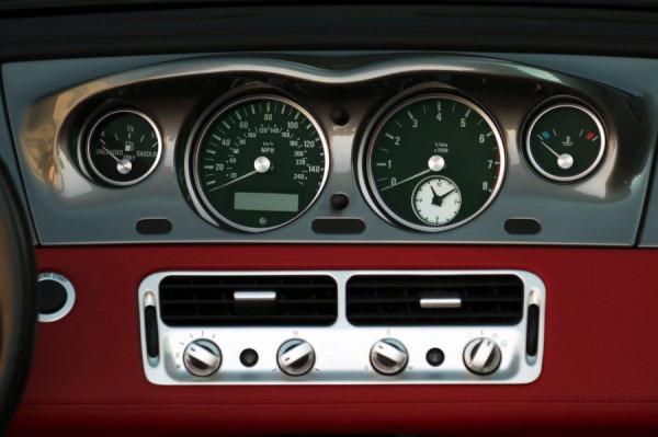 007的座駕 喬布斯的愛車 寶馬的旗艦超跑 傳世經典 寶馬Z8