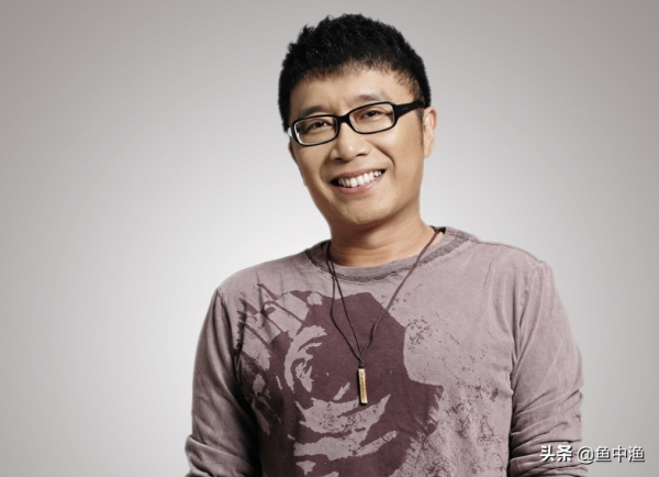 靠《兩隻蝴蝶》狂賺2億,敢跟劉德華拼人氣,龐龍終究毀於口水歌 靠《兩隻蝴蝶》狂賺2億,敢跟劉德華拼人氣,龐龍終究毀於口水歌