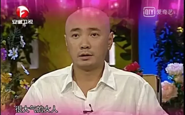 被徐崢傷害不分手，讓閨蜜拖累不放棄，陶虹不是傻，她是真的聰明