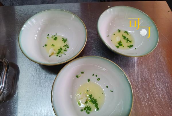 湖州荻港村的施家餛飩5元一碗,乾隆愛吃的鱔糊面,30元一碗 湖州荻港村的施家餛飩5元一碗,乾隆愛吃的鱔糊面,30元一碗