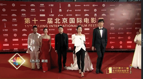 女明星紅毯造型千奇百怪，楊穎太俗，梅婷讓人笑出聲，佟麗婭驚豔