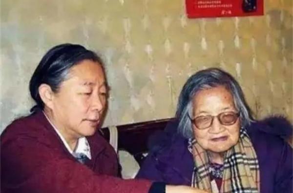 林豆豆:與母親多年不和,認保姆做乾媽,晚年接98歲保姆回身邊 林豆豆:與母親多年不和,認保姆做乾媽,晚年接98歲保姆回身邊