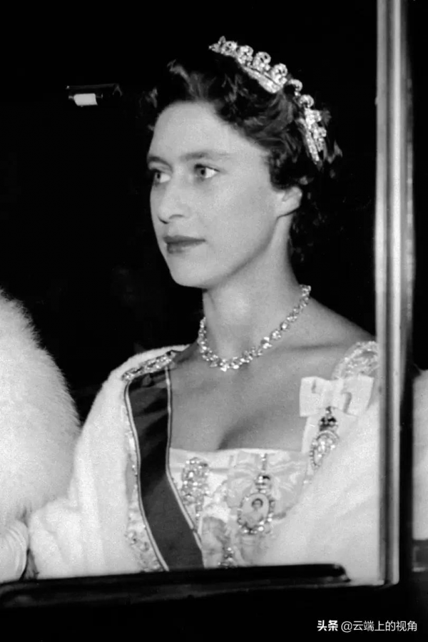 明明有別的可以選擇，為什麼多年來凱特只對這頂頭冠情有獨鍾？