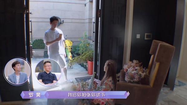 周揚青獨居北京獨棟豪宅,室內裝修似宮殿,每一處都是高檔配置 周揚青獨居北京獨棟豪宅,室內裝修似宮殿,每一處都是高檔配置