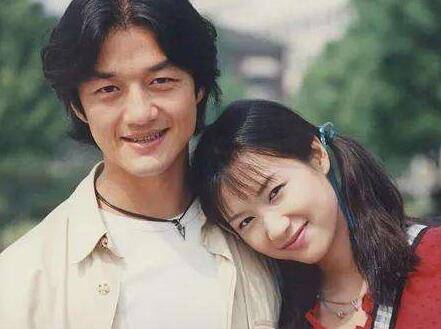 李亞鵬戴婚戒疑和女友婚訊將近!曾追周迅王菲,終於不做軟飯男? 李亞鵬戴婚戒疑和女友婚訊將近!曾追周迅王菲,終於不做軟飯男?