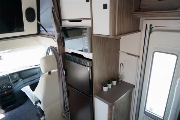 無拓和雙拓怎麼選？德興兩輛當家款房車告訴你