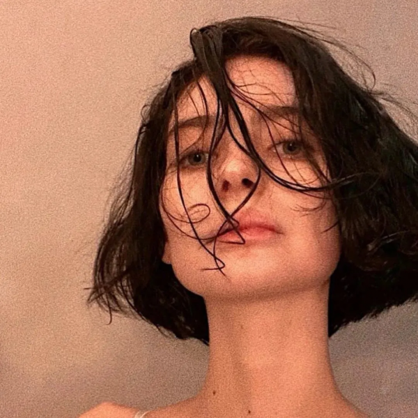 Paul Walker的女兒穿著Givenchy小白裙結婚了 Paul Walker的女兒穿著Givenchy小白裙結婚了