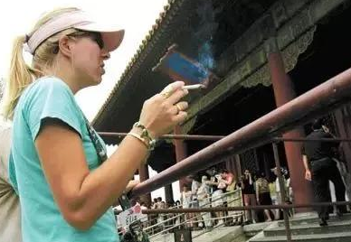 外國總統坐車準備進入故宮，狠人單霽翔：拉閘、關門