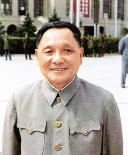 1988年恢復軍銜制時,鄧小平為何決定:軍銜設到上將為止? 1988年恢復軍銜制時,鄧小平為何決定:軍銜設到上將為止?