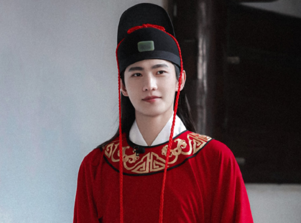 中國明星入泰國最受歡迎榜，趙麗穎高於楊冪，鞠婧禕僅次迪麗熱巴