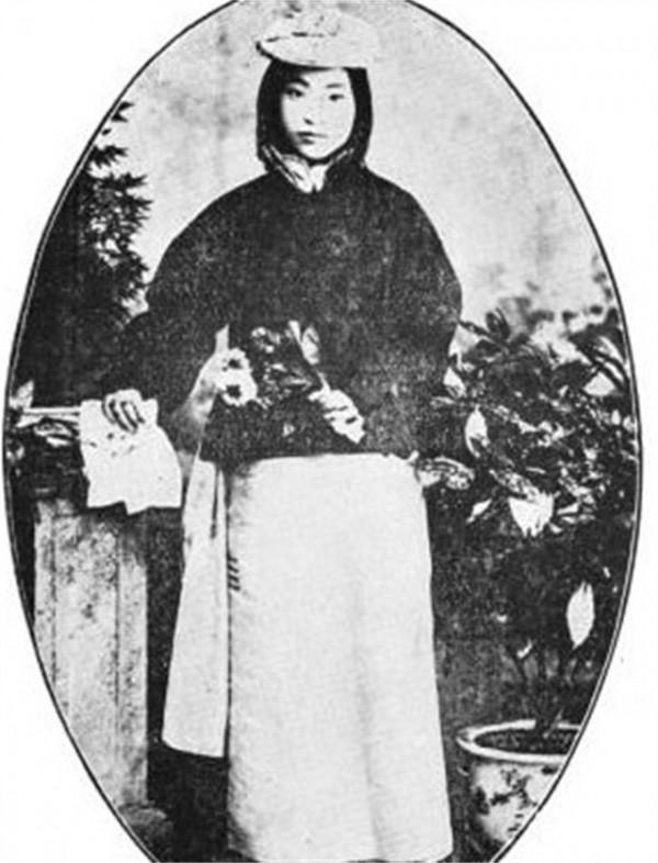 一代名伶劉喜奎:遭數位軍閥爭搶囚禁,晚年受周總理邀請任教學校 一代名伶劉喜奎:遭數位軍閥爭搶囚禁,晚年受周總理邀請任教學校