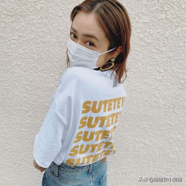 40歲憑最強童顏登上熱搜，雪膚美肌離不開她堅持塗芝麻油的小秘訣