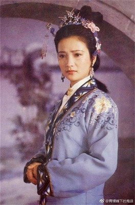 《紅樓夢》裡秦可卿是被賈珍強迫的嗎?她為什麼不反抗? 《紅樓夢》裡秦可卿是被賈珍強迫的嗎?她為什麼不反抗?