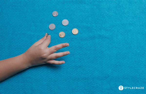 五十多歲的女性們，您有晨起手指僵硬、疼痛，甚至變形的現象嗎？