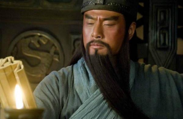 10位“老”戲骨演一群武功高強的“爺爺”，是我追這劇的最大動力