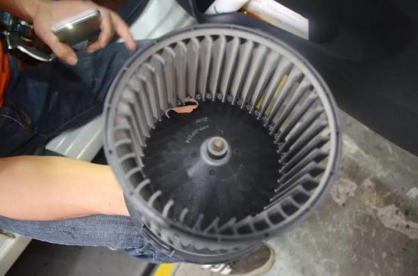 思域怎麼清潔/保養空調系統?空調的衛生我們不可忽視! 思域怎麼清潔/保養空調系統?空調的衛生我們不可忽視!