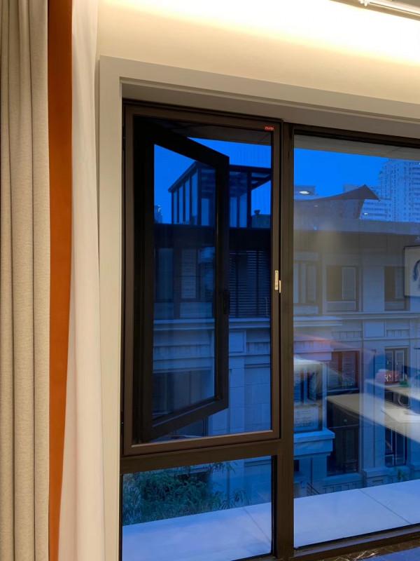 紗窗安裝效果＆使用體驗對比（第一彈）