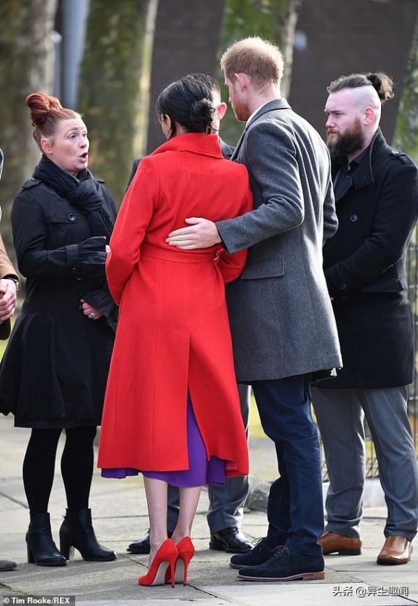 專家觀察英國皇室成員手的照片，從而分析出他（她）們的個性特徵