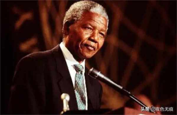 為何沒人再吹捧曼德拉了?看看如今的南非,30年前可是發達國家 為何沒人再吹捧曼德拉了?看看如今的南非,30年前可是發達國家