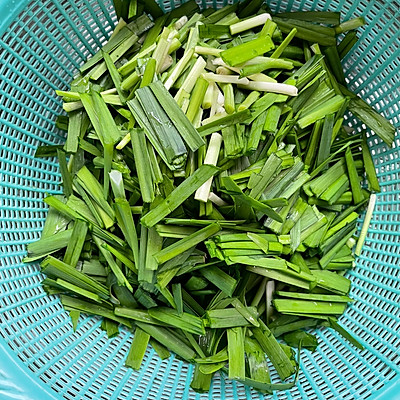 這道哨子面香極了，兒子三天兩頭就要吃